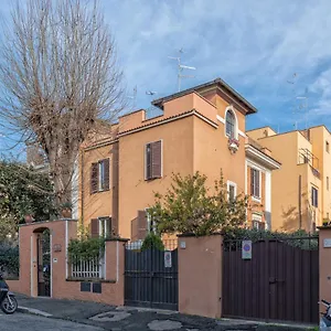 https://a-vinicius-et-mita.it-romehotels.com